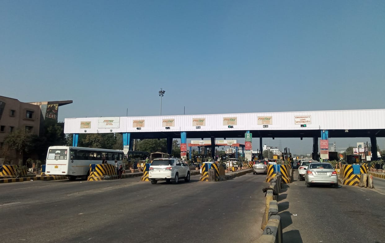 Vehicle pressure reduced, relief from jam on Kherikadola toll
