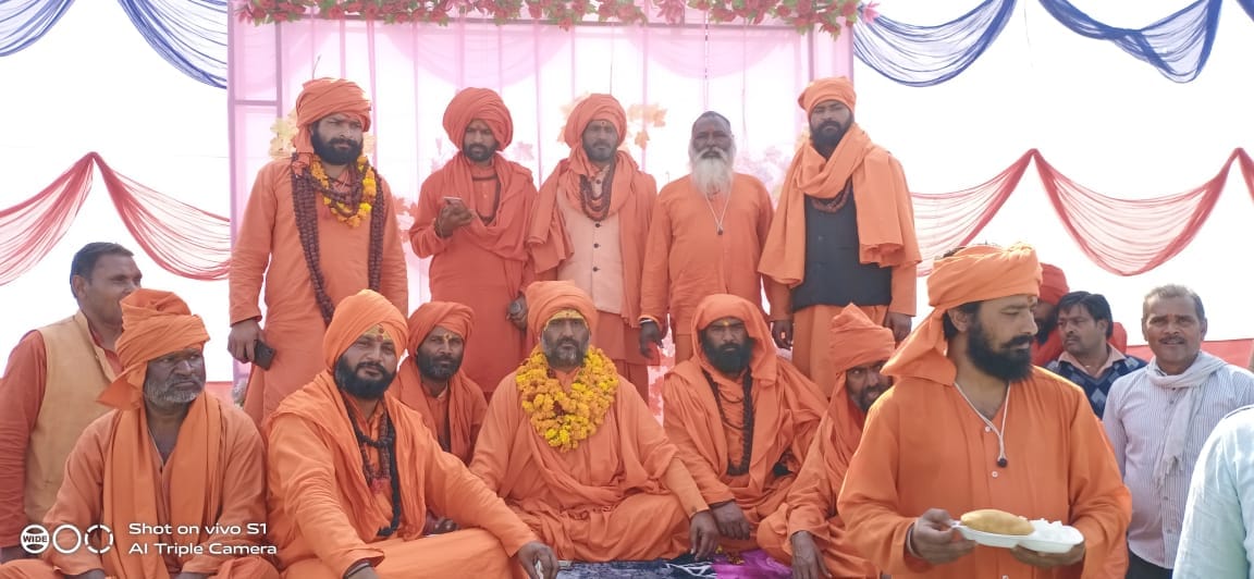 It is necessary to maintain brotherhood in society: Giri