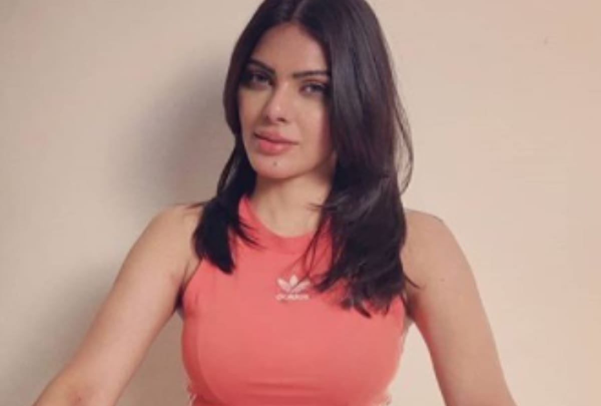 Sherlyn Chopra Reacts to Shilpa Shetty’s Statement on Raj Kundra Case Didi Yeda Bankar Peda Kha Rahi Hai