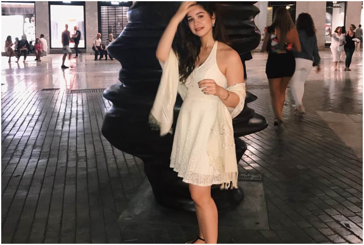 Sara Tendulkar Photos Viral:  Arjun Tendulkar Sister Sara Tendulkar Stunning Photos Goes Viral On Social Media