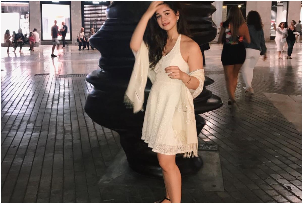 Sara Tendulkar Photos Viral:  Arjun Tendulkar Sister Sara Tendulkar Stunning Photos Goes Viral On Social Media