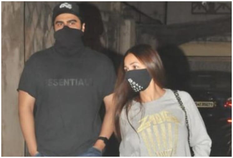 Malaika Arora Enjoys Dinner with Boyfriend Arjun Kapoor and Son Arhaan at her Parents Home