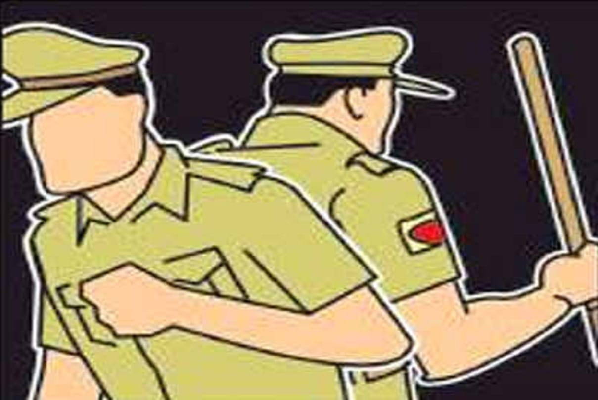 Mumbai: Unidentified miscreants pose as cops to seize Rupees 12 Crore from five star hotel FIR registered