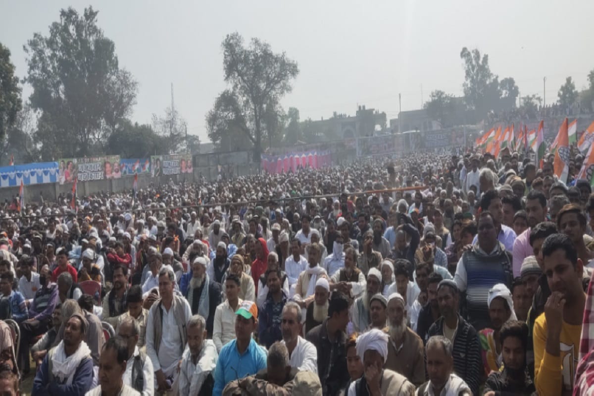 Priyanka Gandhi's kisan Mahapanchayat in Muzaffarnagar city and see photos