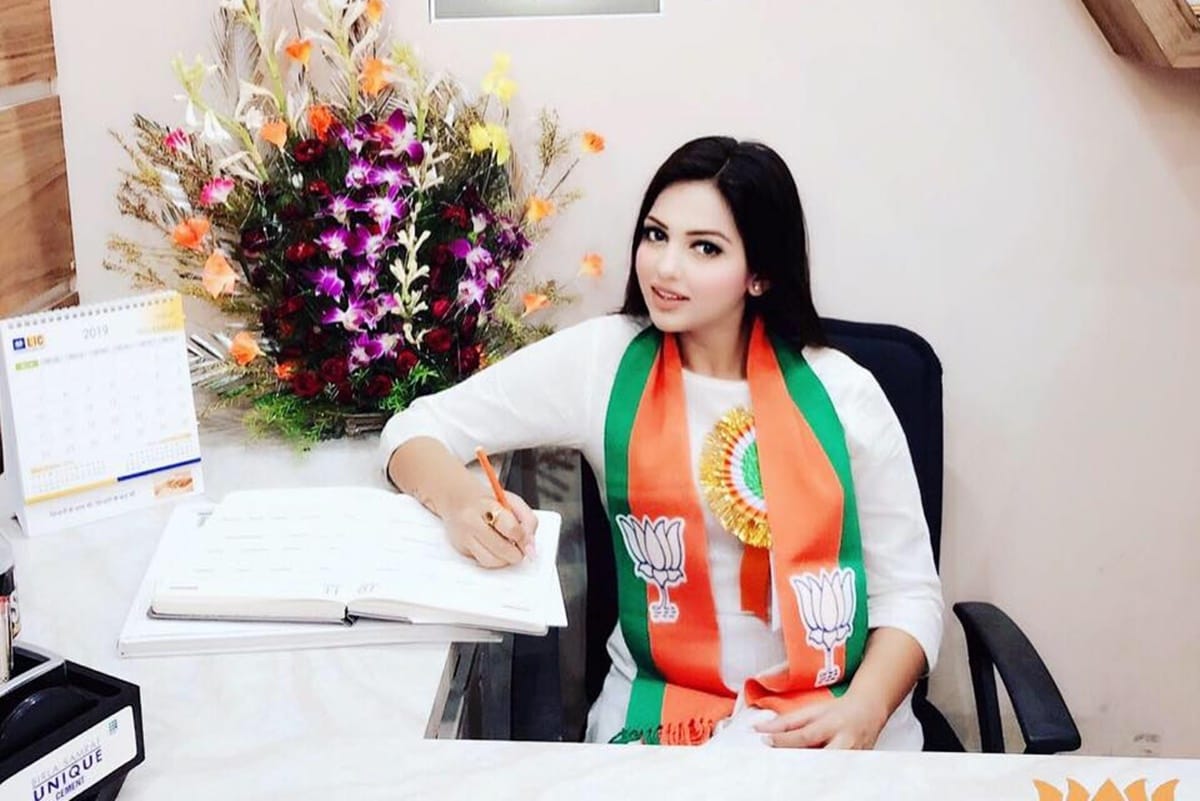 Who is bjp young leader Pamela Goswami arrested with 100 grams of cocaine
