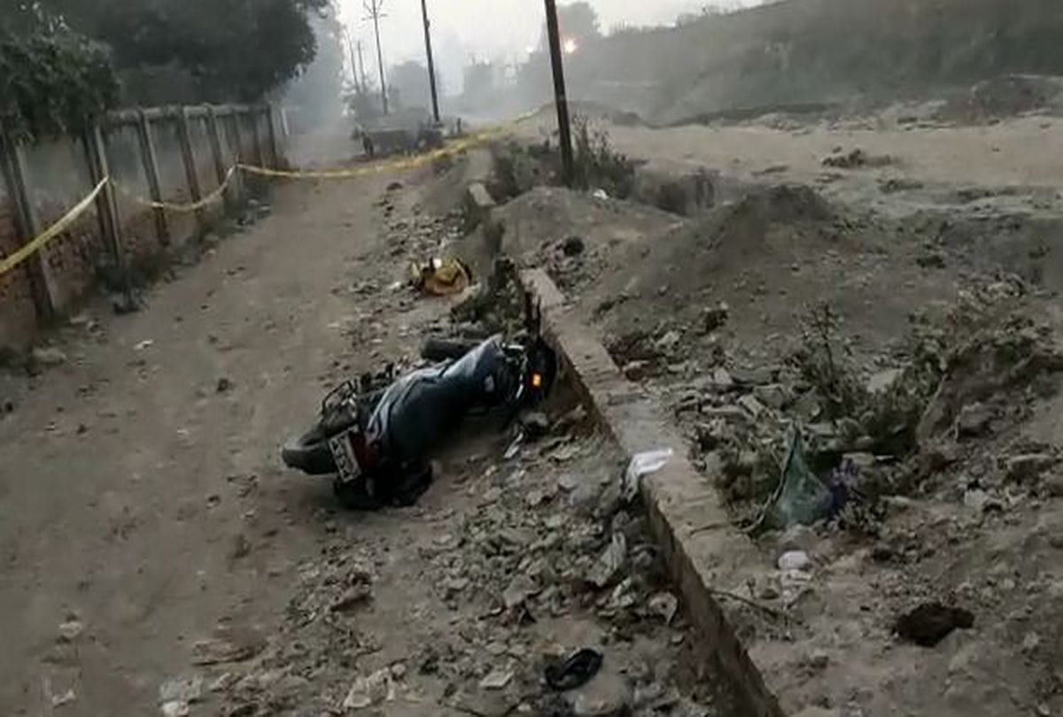miscreant arrested after encounter in agra