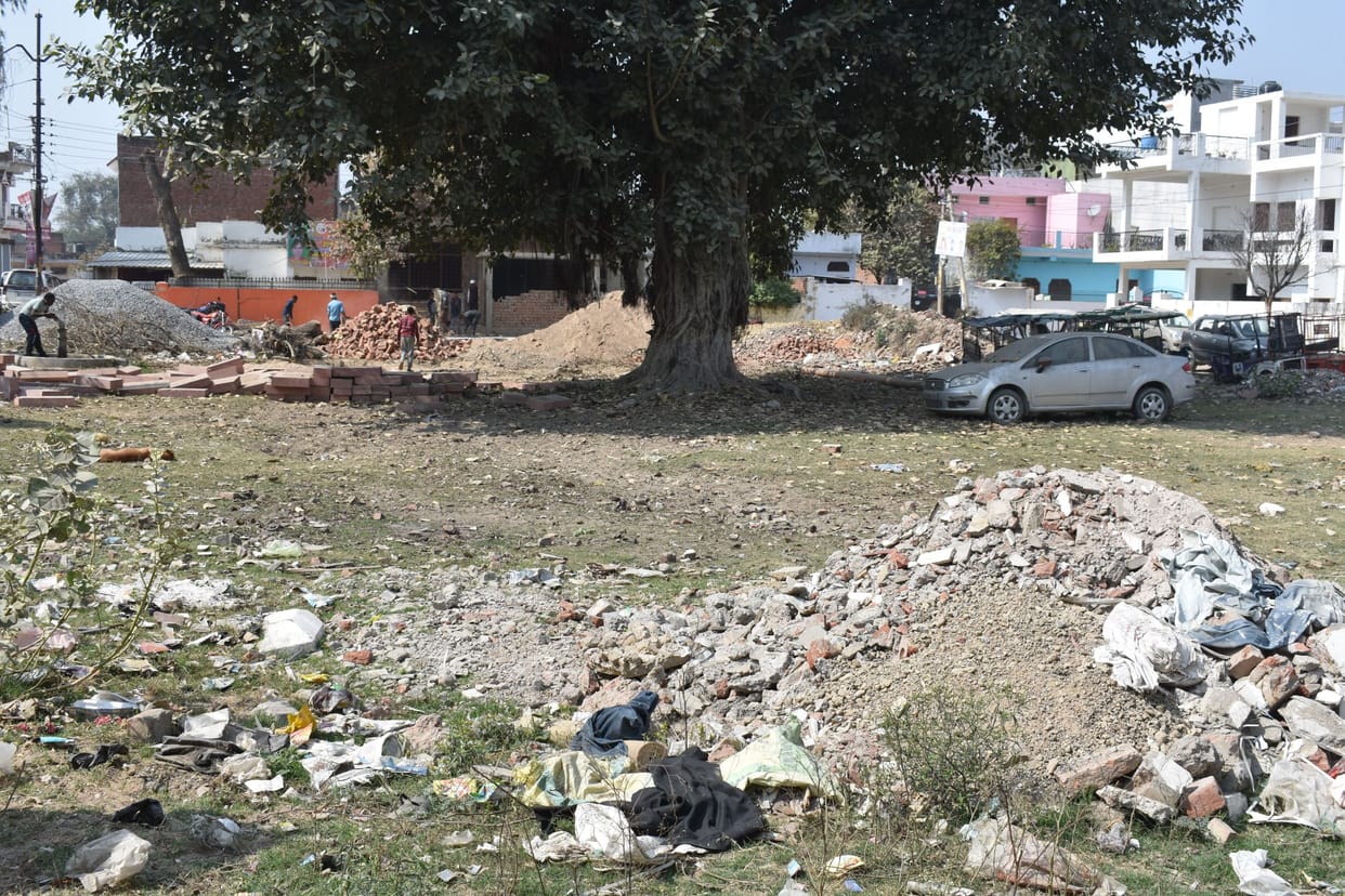 park,awas vikas,fathepur news,besutification,stuck in balance