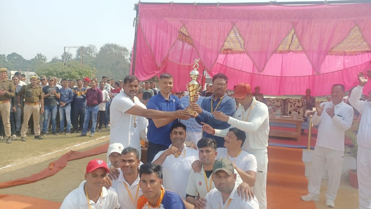 SP XI won the friendly cricket match