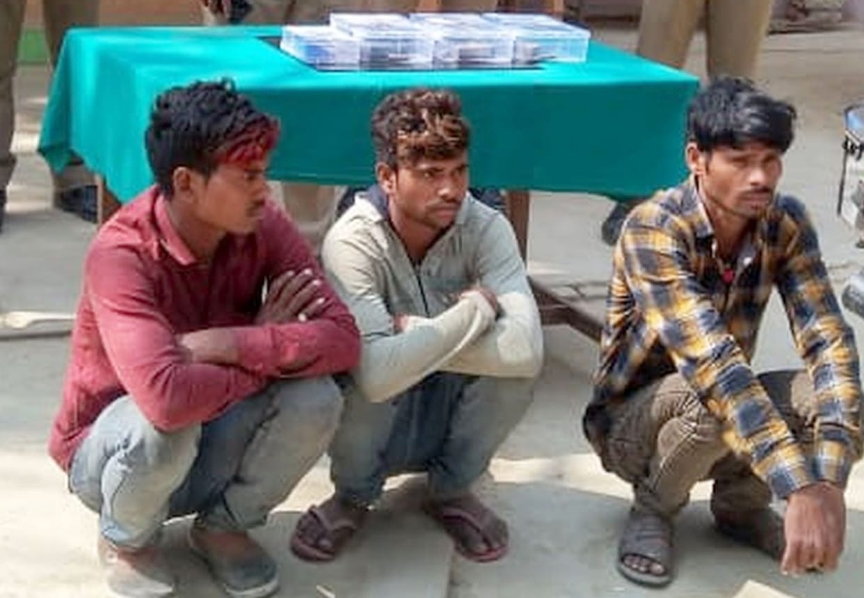 robbers,police encounter,inter distrit,arrest,fathepur news