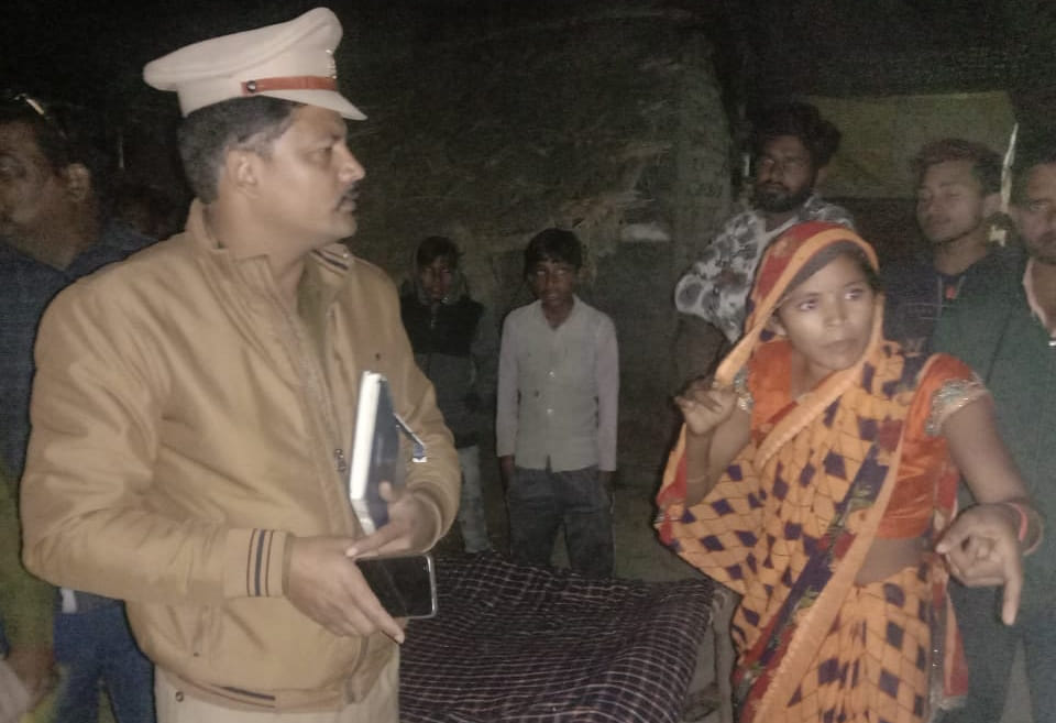 damaad ko banaya bandhak