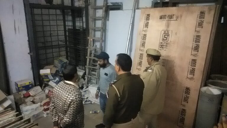 worker died in harware shop of Jalandhar