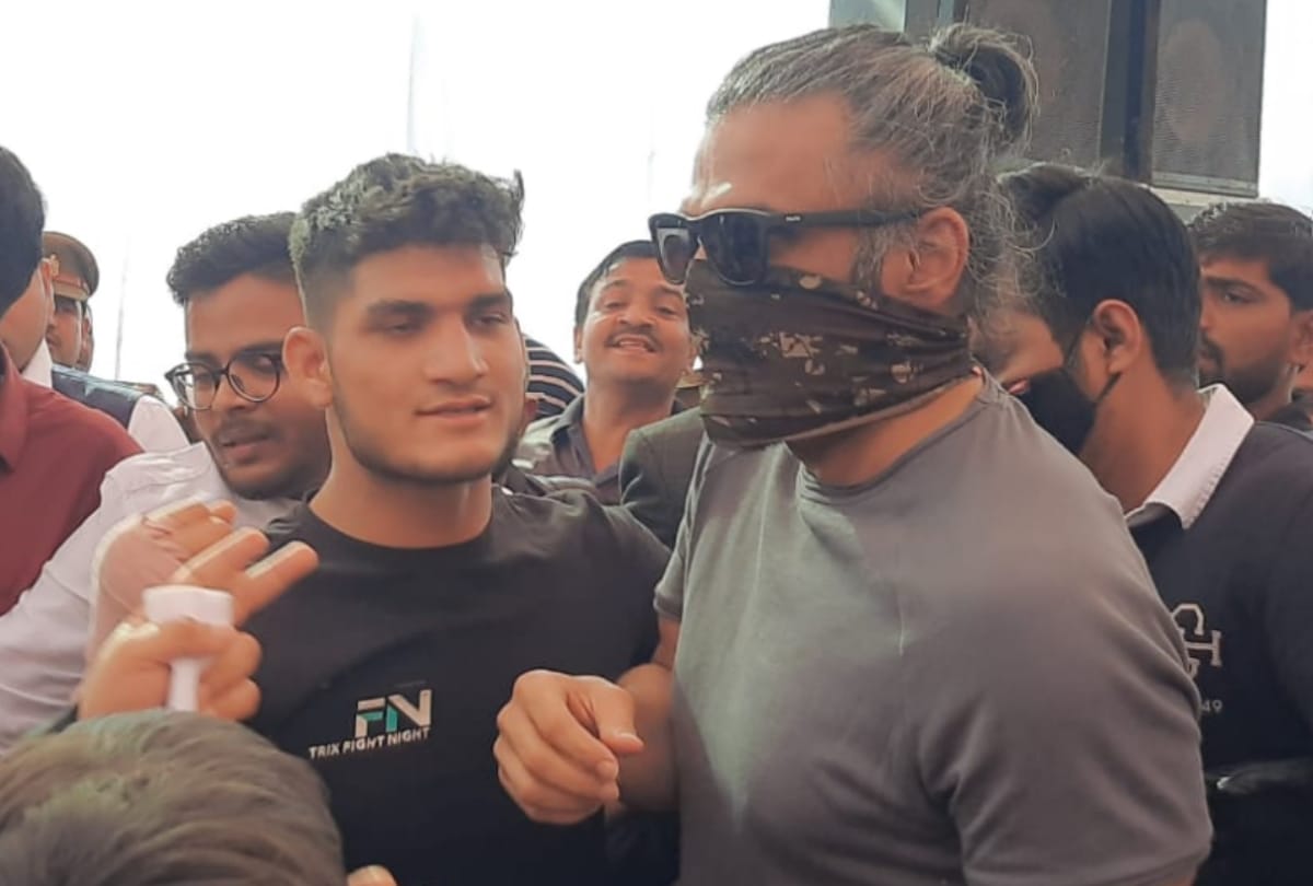 Sunil Shetty arrives in Lucknow to promote Mix Martial Arts Championship
