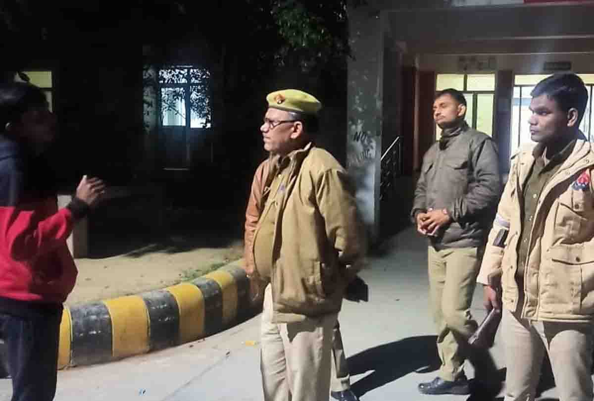 Source text UP: security guard murdered nephew in Kannauj, police revealed the incident