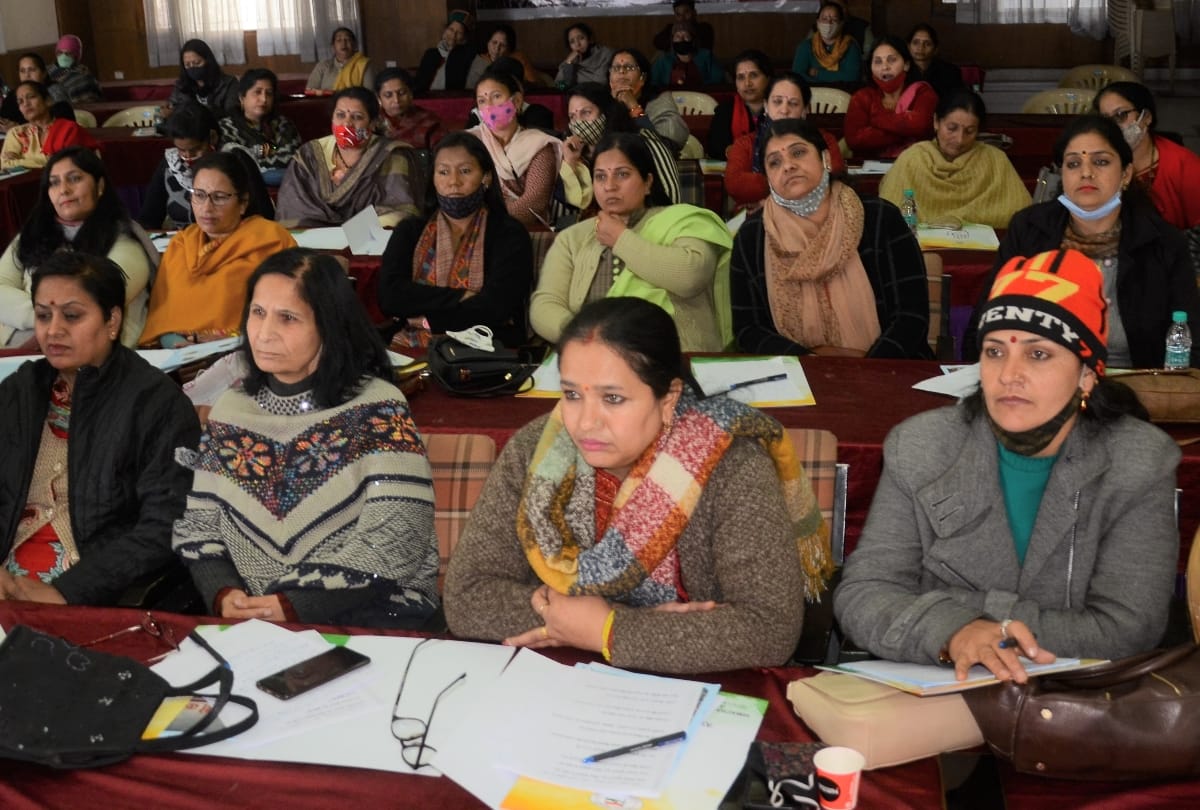 Himachal News: shimla women congress training camp in rajiv bhawan