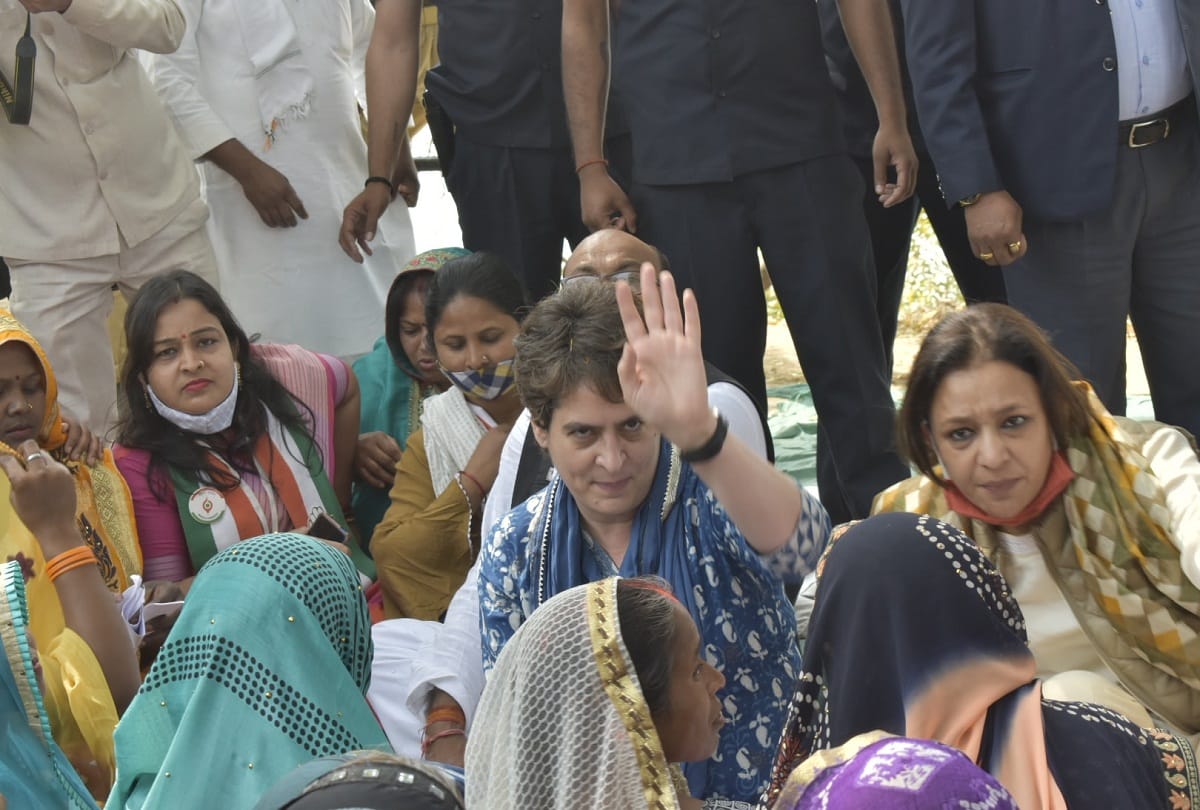 Fisherman said to Priyanka Gandhi - extinguished stove, neither children's fees nor medicine money