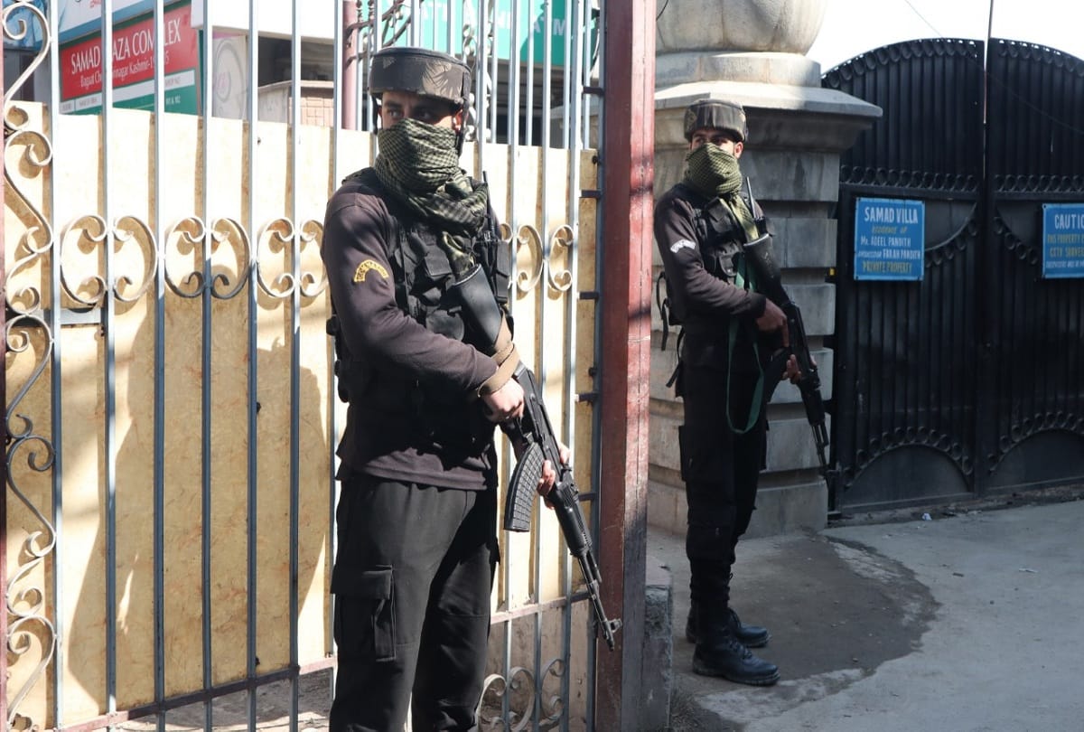 Srinagar attack security to be increased of important persons and all important establishments