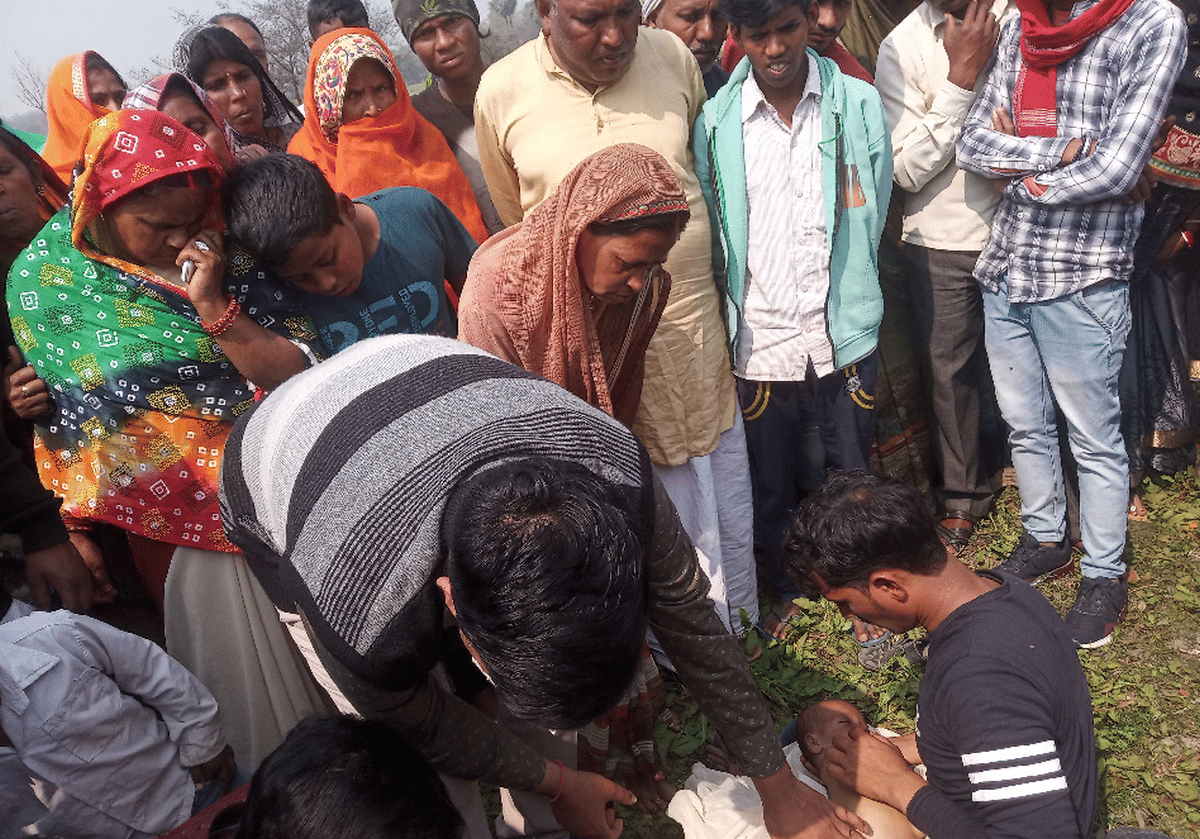 Twins child died case: waiting for investigation report of sample child death after feeding packet milk in azamgarh