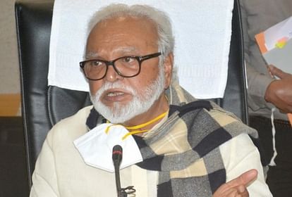 Maharashtra: छगन भुजबल ने महाराष्ट्र में ओबीसी को पार्टी प्रमुख बनाने की वकालत की, पद के लिए खुद जताई इच्छा Chhagan Bhujbal bats for OBC Maha NCP chief says he too interested in post Maharashtra Politics news in hindi