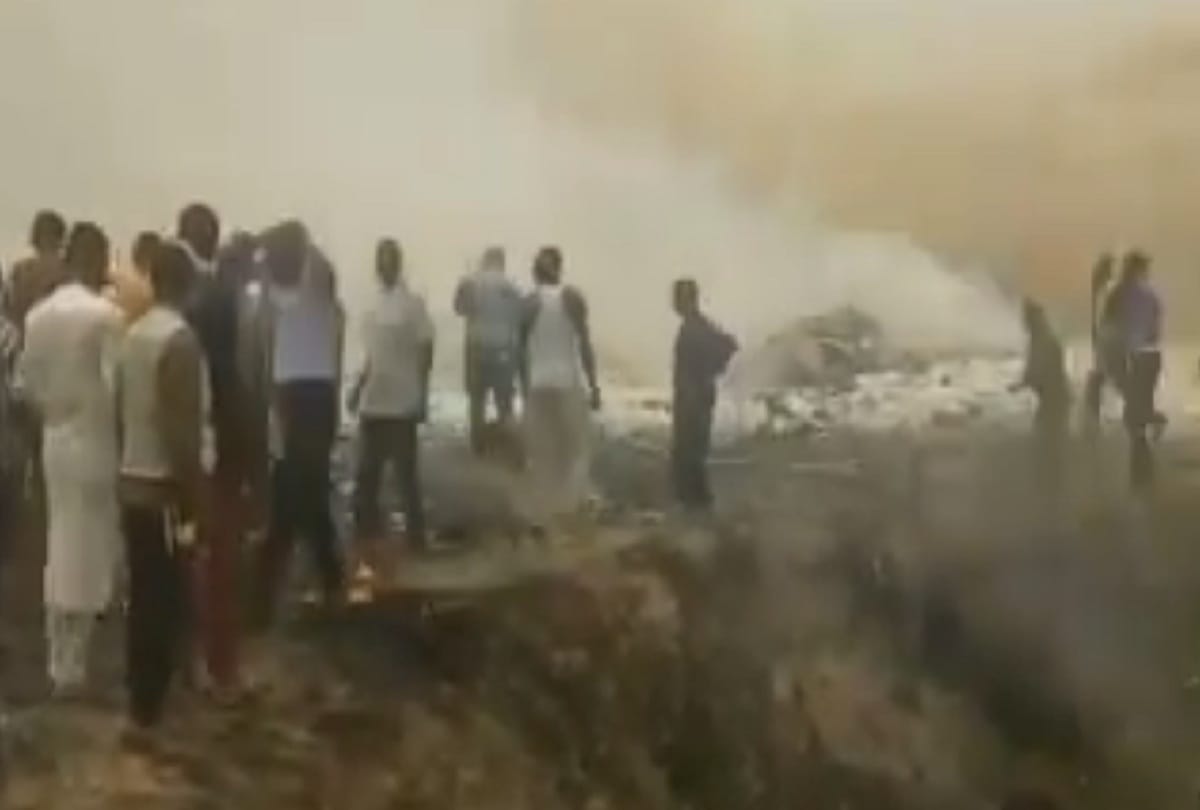 seven people killed in nigerian military aircraft crash