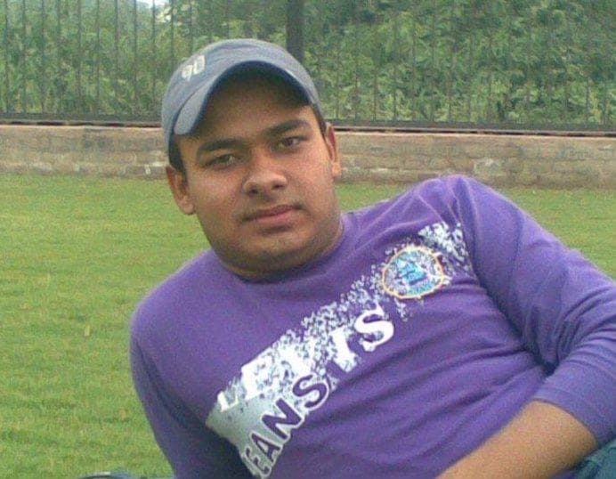 Young man commits suicide in a well