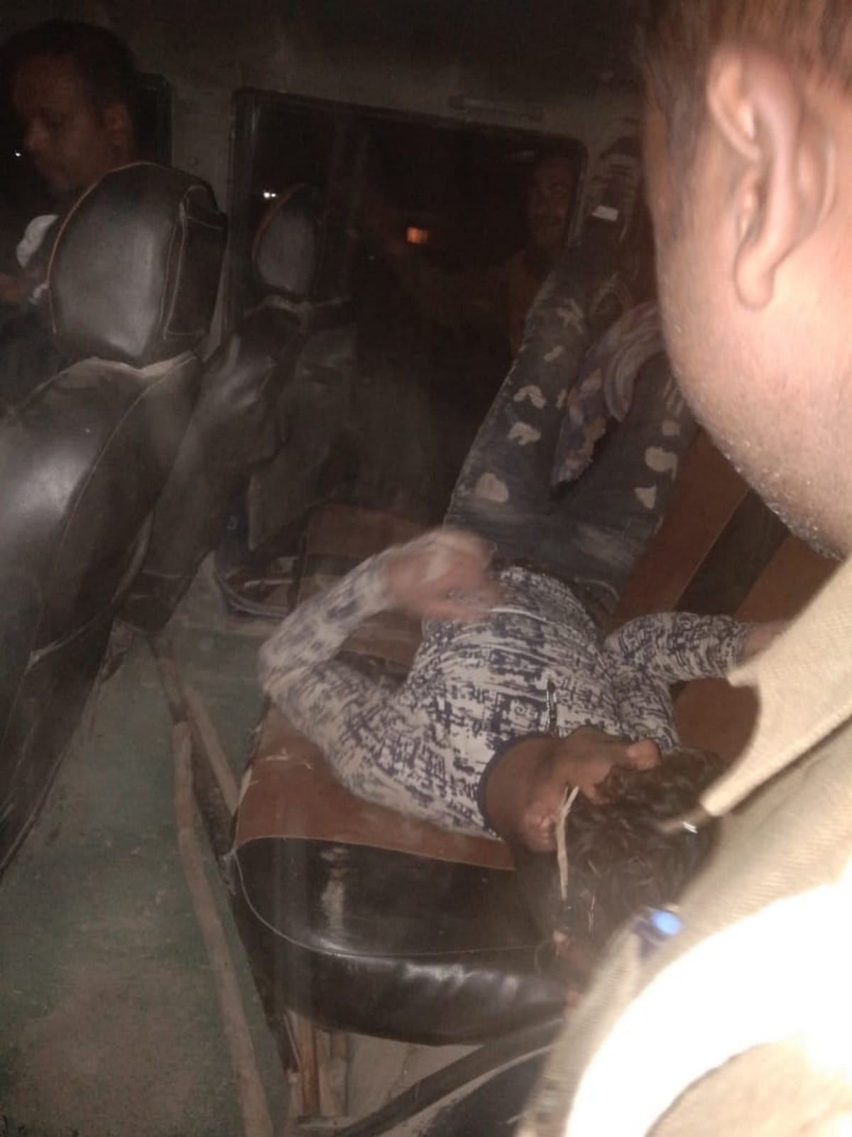 one arrested in encounter with jaunpur ambedkar nagar two district police