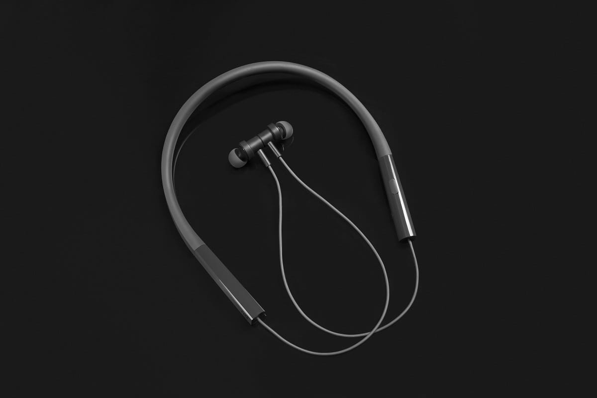 Xiaomi mi neckband pro and mi portable bluetooth speaker launched