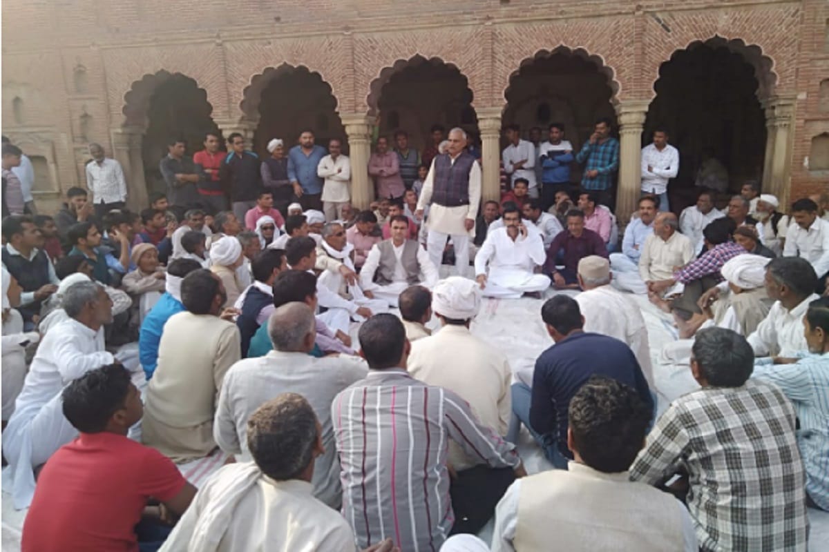 Muzaffarnagar News: Fight in BJP workers and farmers between minister sanjeev baliyan visit and three people injured