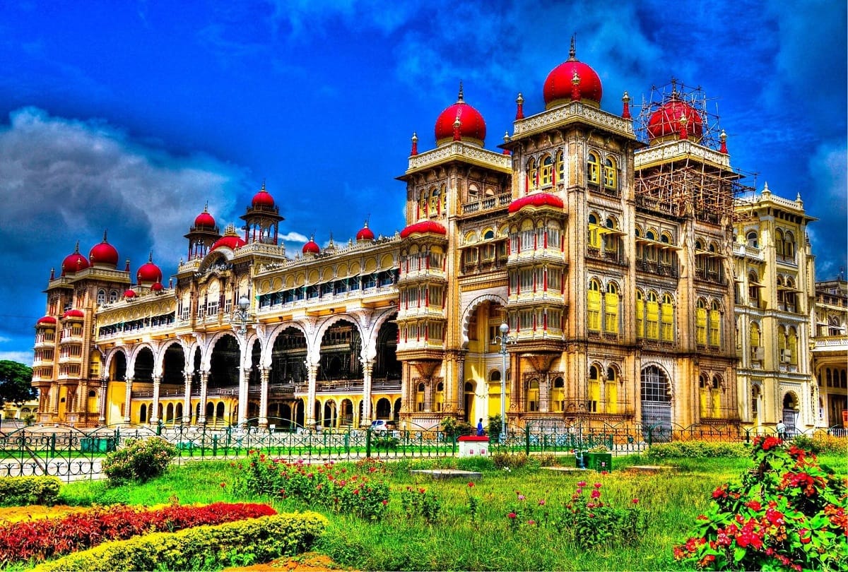 Five best and beautiful tourist destinations in India to visit