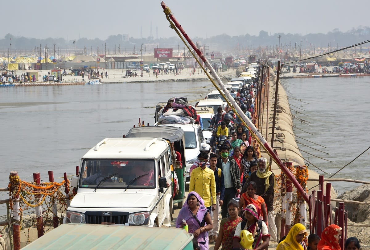 traffic in Magh Mela area, it was morning to dusk