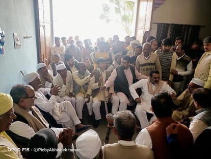 Sanjeev Balyan with Khap leaders