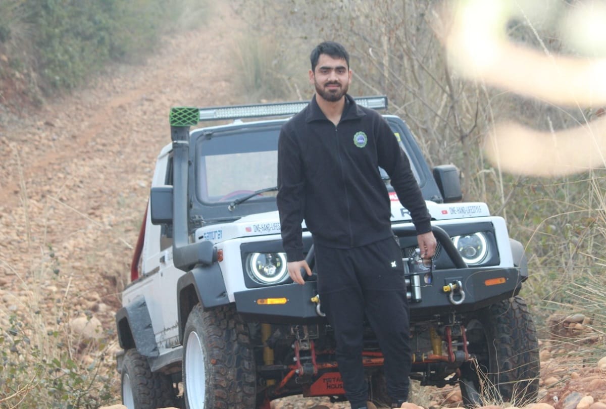 jammu kashmir latest news Sawyer Abdullah of Anantnag known as One Hand King