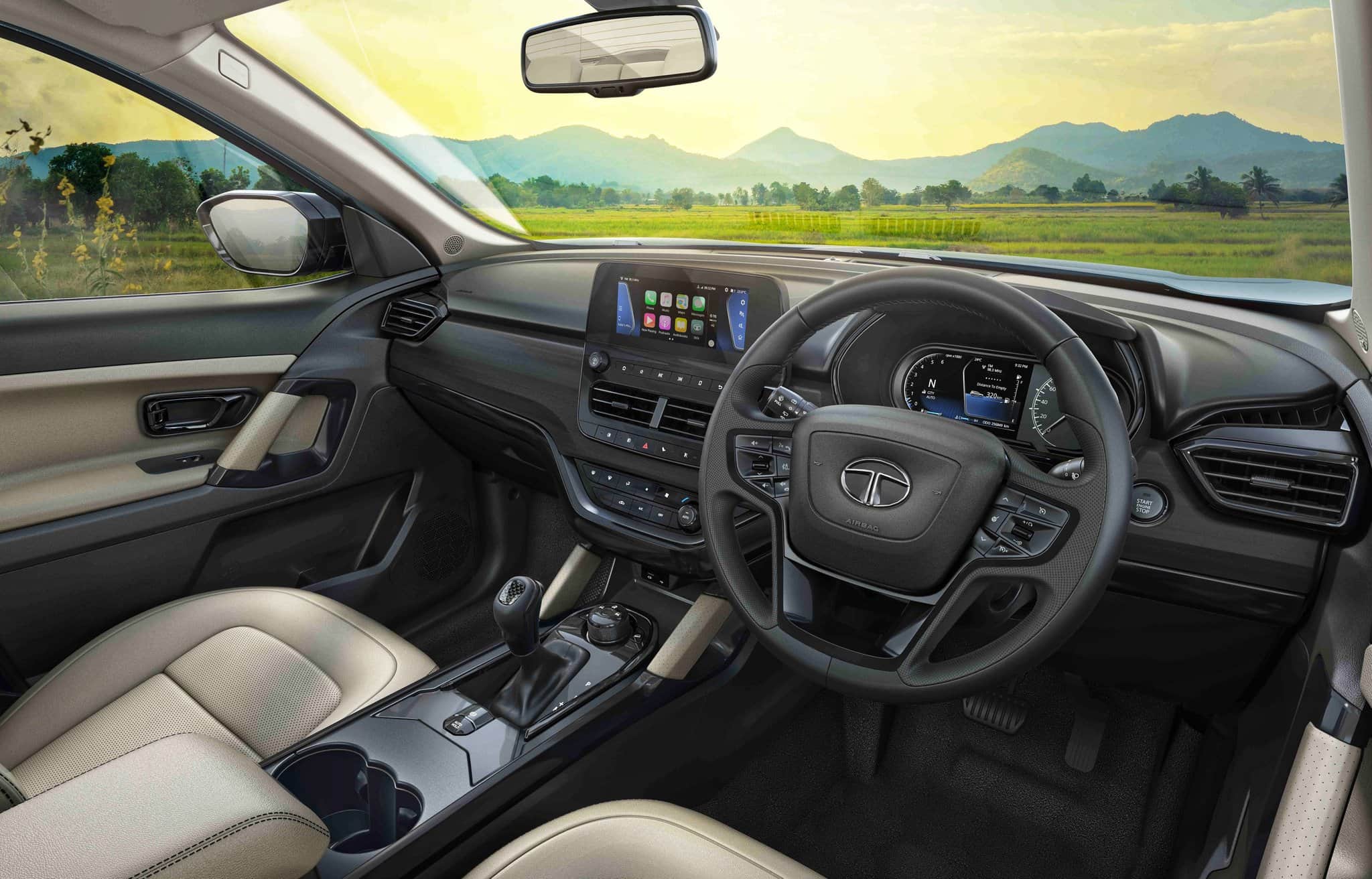 Tata Motors launches new variants of three-row SUV Safari Know Price Features Specs News in Hindi