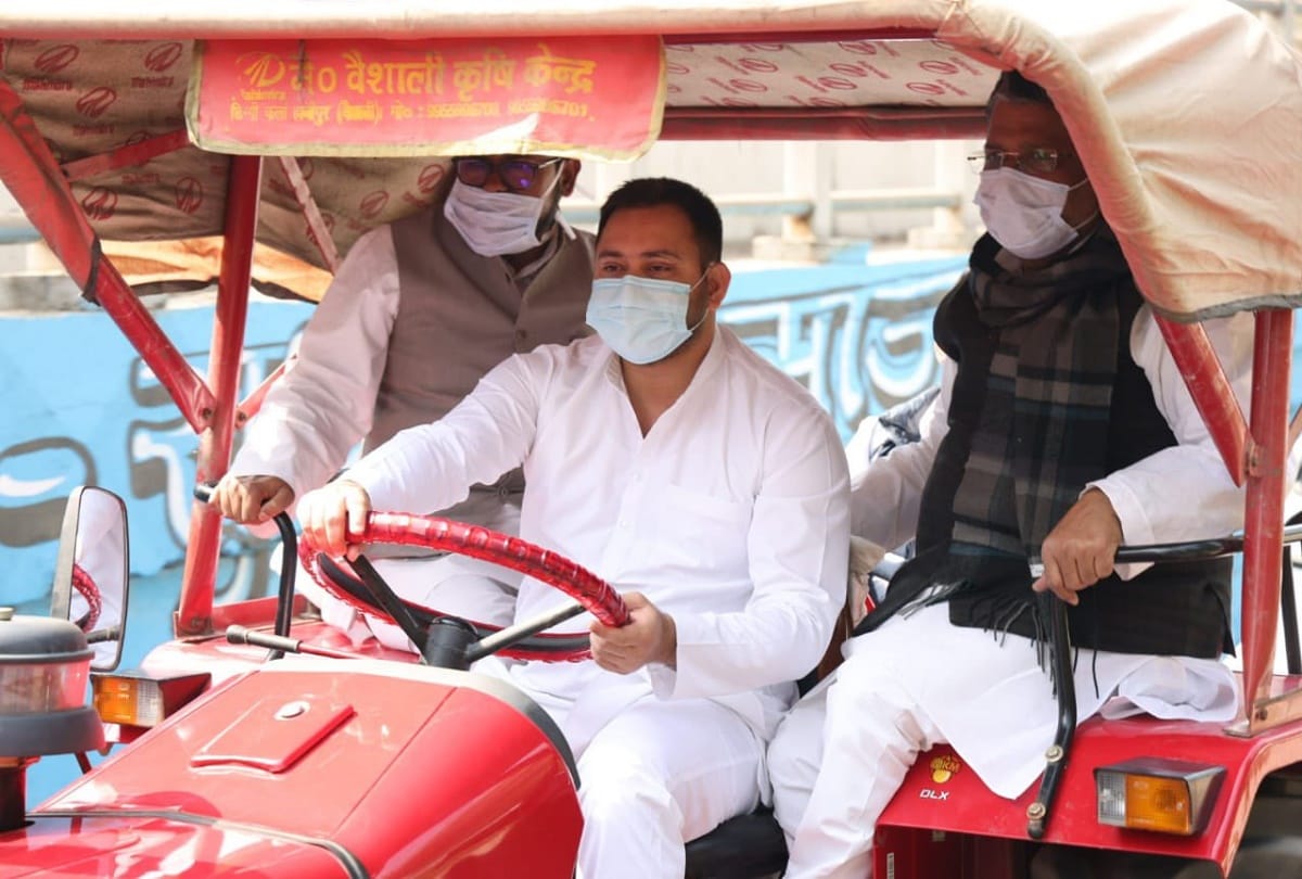 Tejashwi yadav tractor driving protest against petrol diesel price in bihar, congress protest in bihar