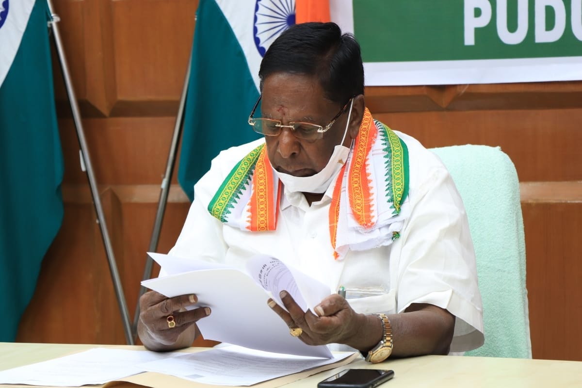puducherry floor test today will narayanasami govt fall ahead of assembly election tamilsai soundararajan bjp dmk congress 