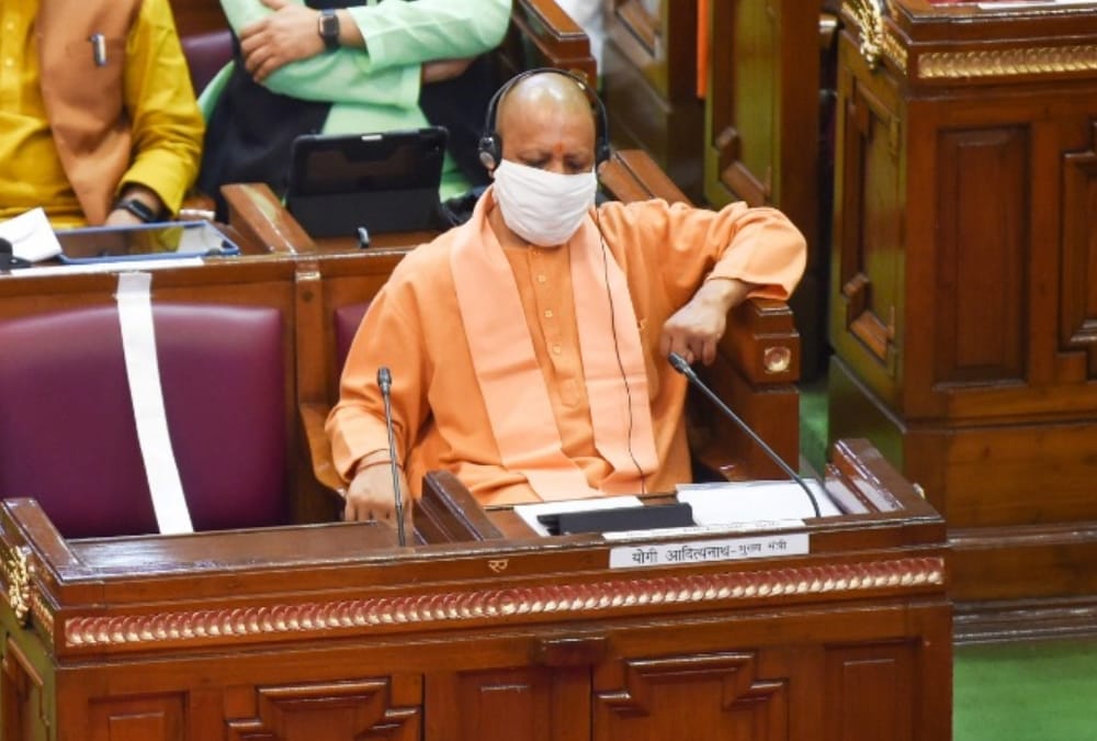 Yogi government will get 18 thousand crore less money from central.