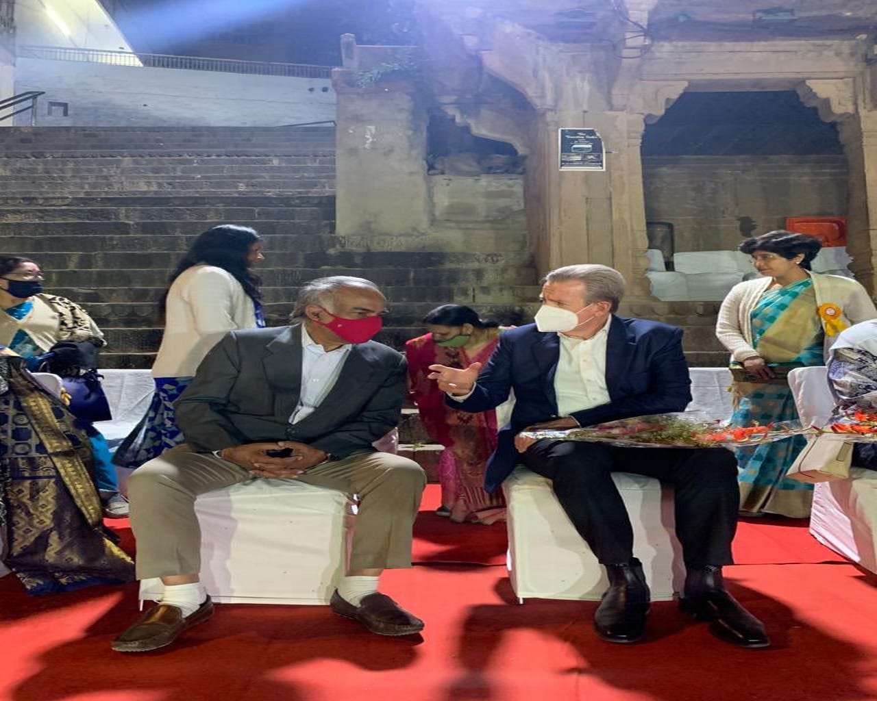 High Commissioner of Australia saw world famous Ganga Aarti in varanasi