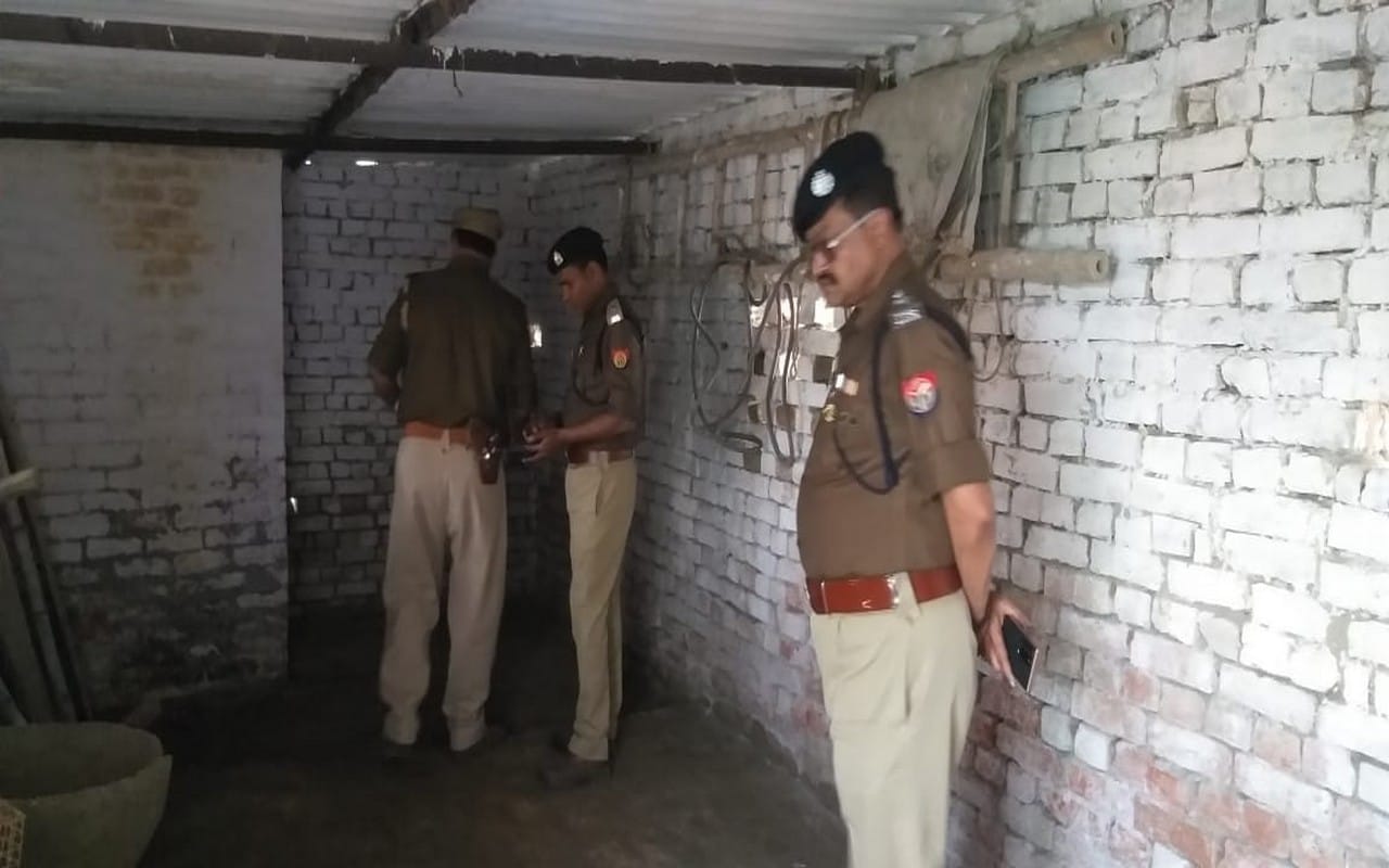 Ghazipur Honor Killing: The policeman and daughter were shot dead by their father when they refused to explain