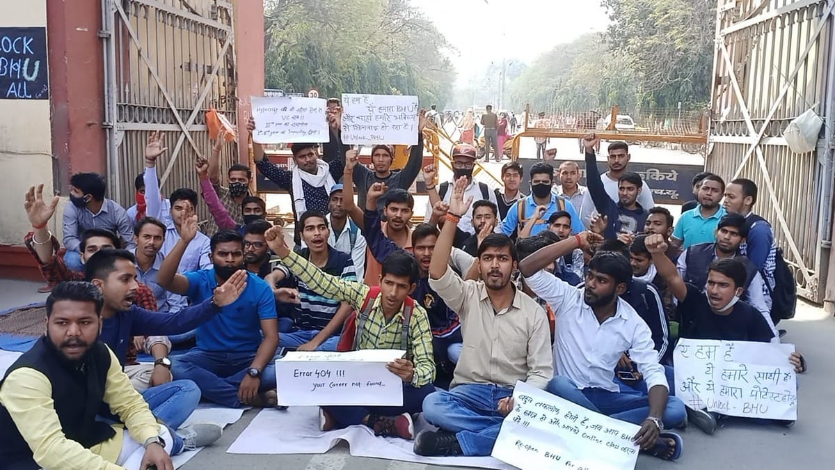 Controversy between BHU administration and students persists
