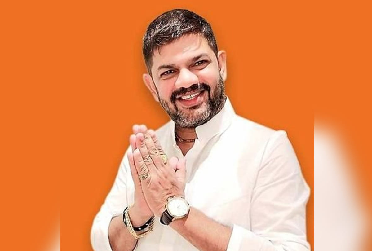 bjp leader rakesh sdingh arrested from west bengals purba bardhaman district in connection with alleged involvement in drug case
