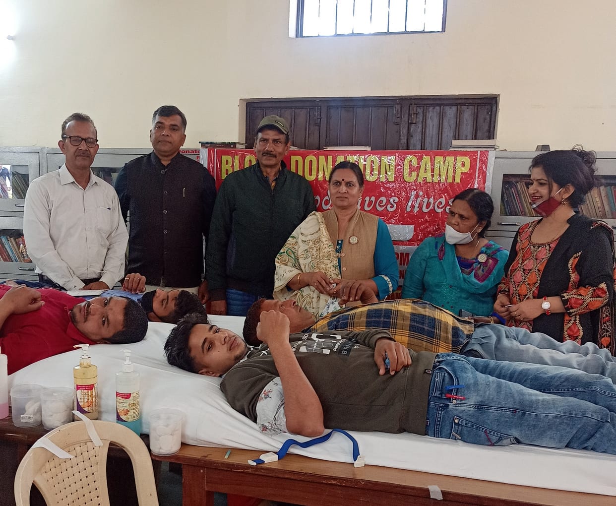 70 donated blood in Mandhana, 15 took oath of organ donation