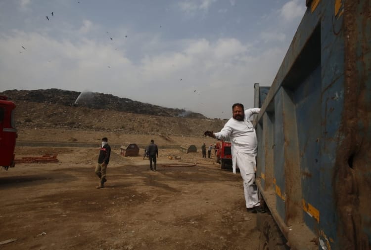 Fire at chandigarh dumping ground could not be controlled