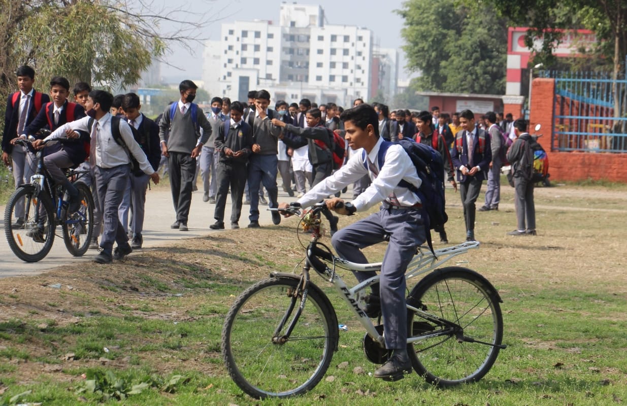 corona virus in Uttarakhand 23 feb 2021: people are not obeying covid 19 guidelines in dehradun