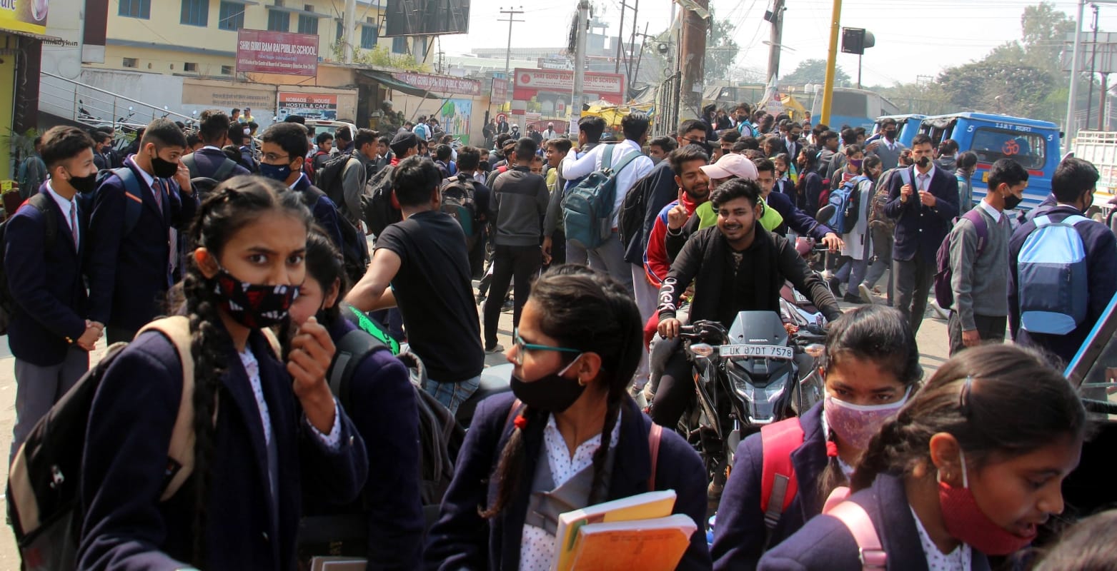 corona virus in Uttarakhand 23 feb 2021: people are not obeying covid 19 guidelines in dehradun