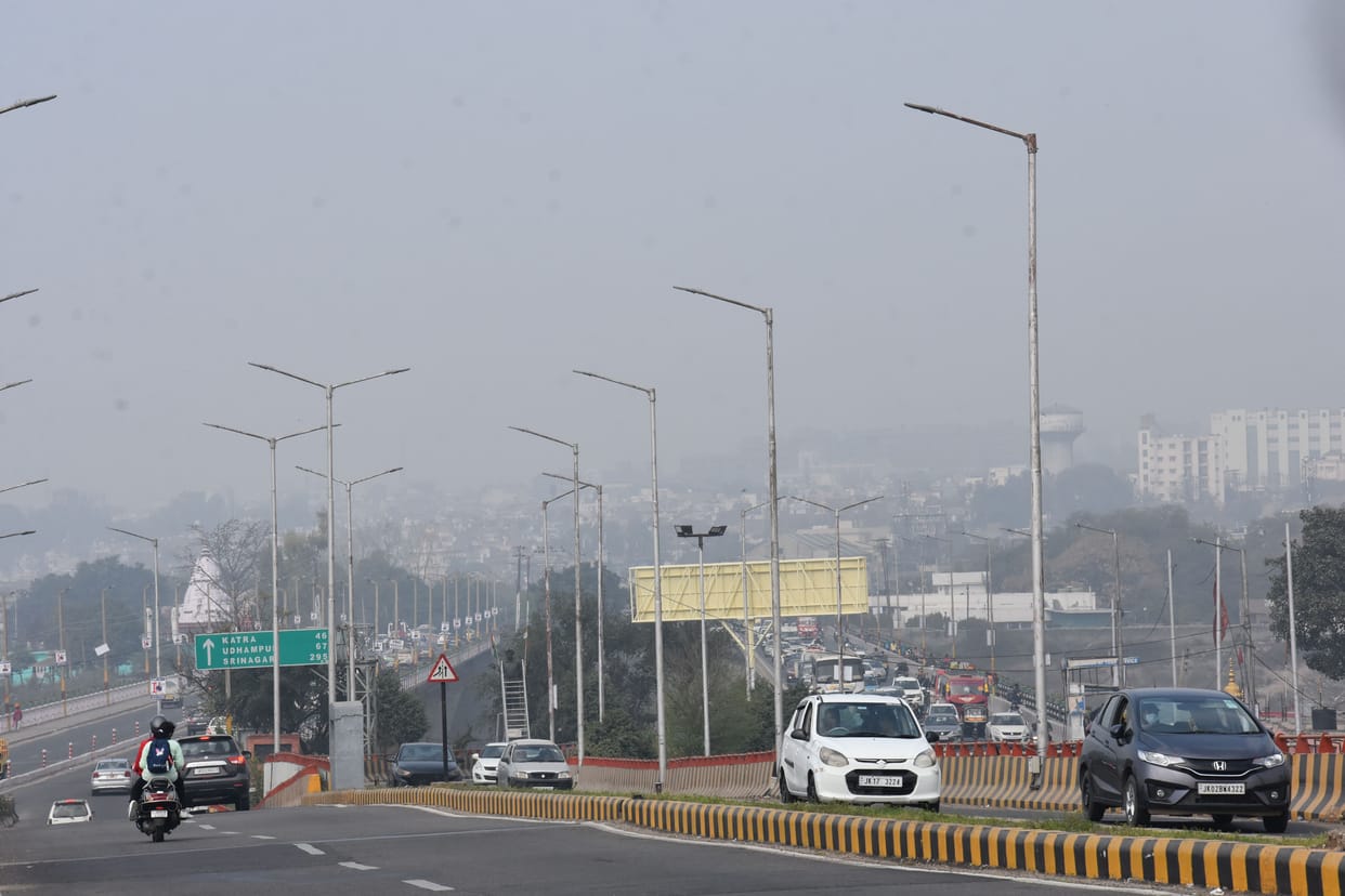 Chance of rain and snow in Jammu and Kashmir today