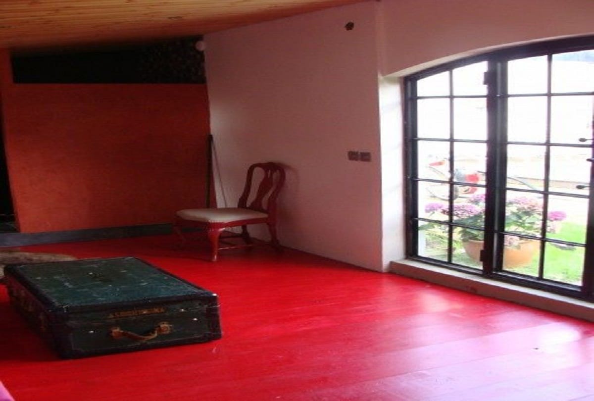 floor marble colour according to Vastu Shastra