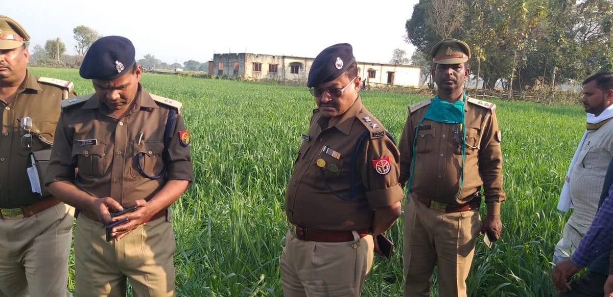 Ghazipur honour killing: murder of up police constable and also killed his girlfriend whom married in court by girl father