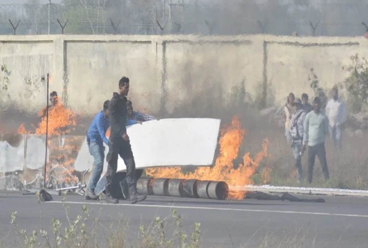 fire breaks out due to blast during attack film shooting