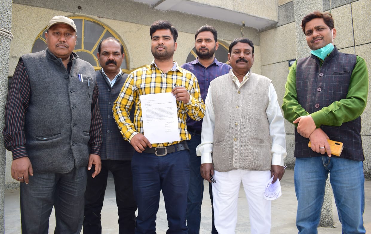 Demand for action against those who threaten Lekhpal