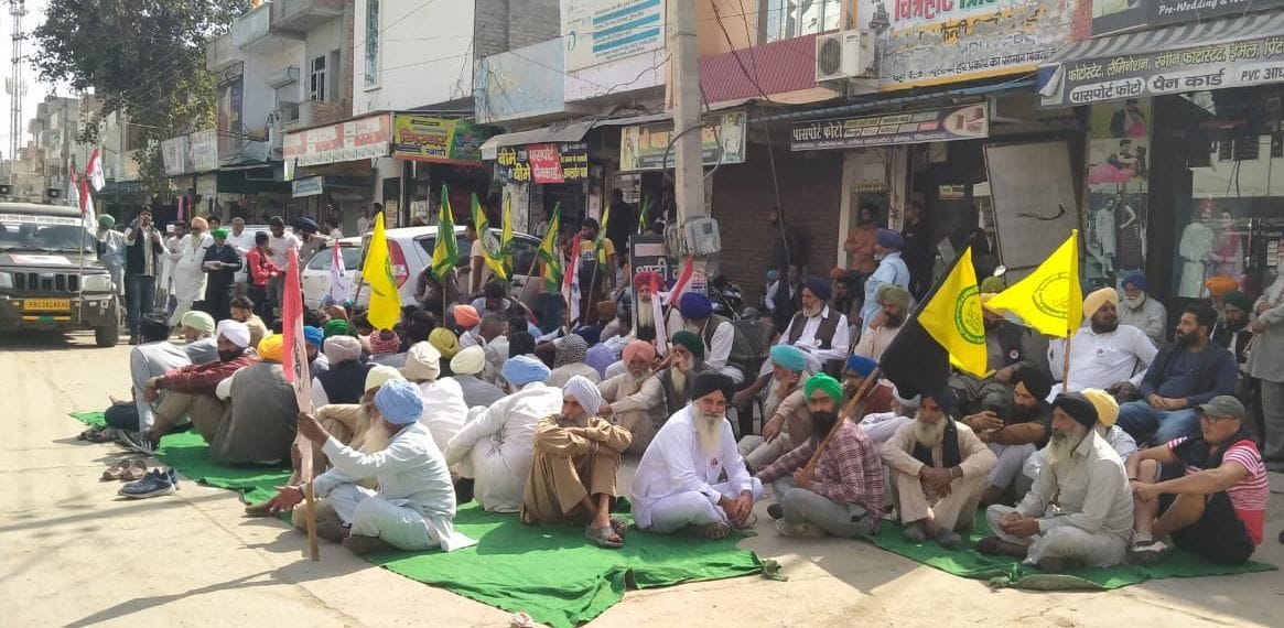 12 councilors against Jakhal Muncipality head