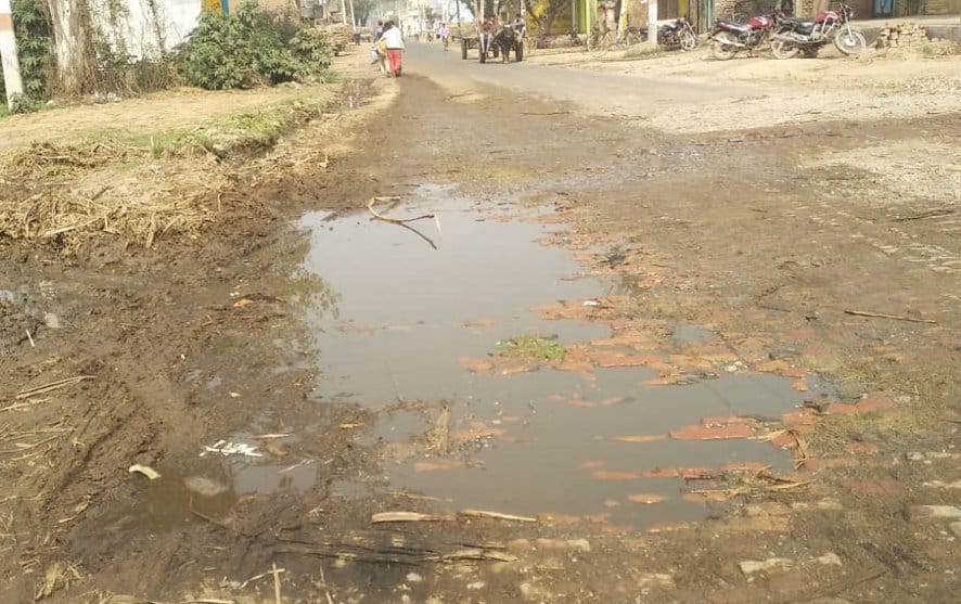 Rural upset due to decaying Nangal-Chandak road